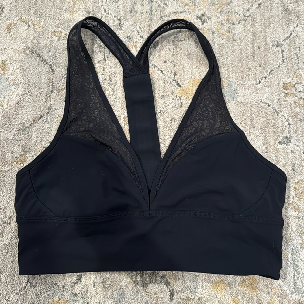 Lululemon bra